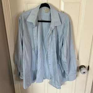 Tommy Bahama Men’s Dress shirt. blue checkered. neck 18, 34/35